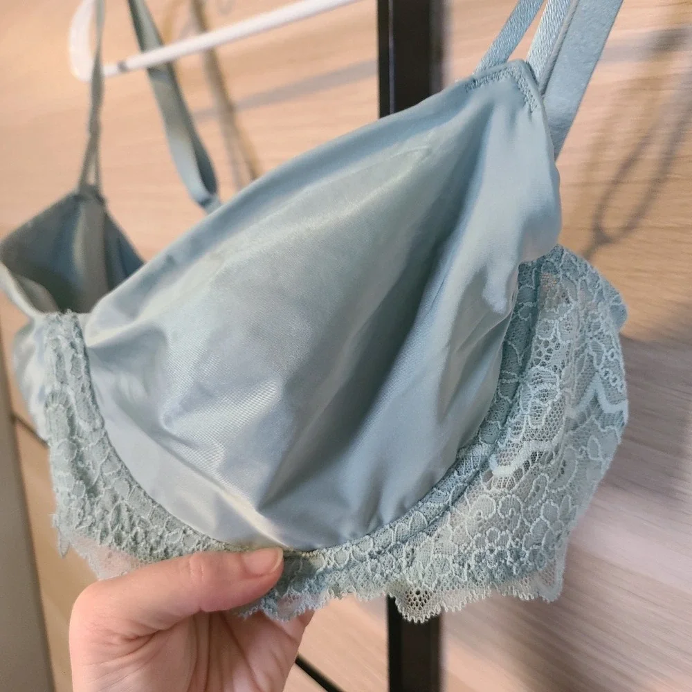 Victoria Secret Dream Angel Push Up Balconette Bra Womens 36D Lace Mint Romantic